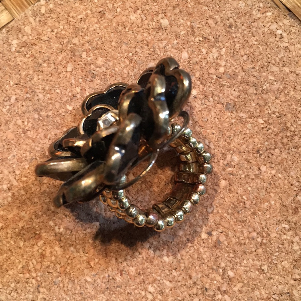 Fun Stretchy Cocktail Ring - Picture 7 of 7